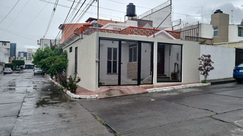Casa en Renat en Felix Ireta, Morelia. M Inmuebles, Inmobiliaria en Morelia (12)