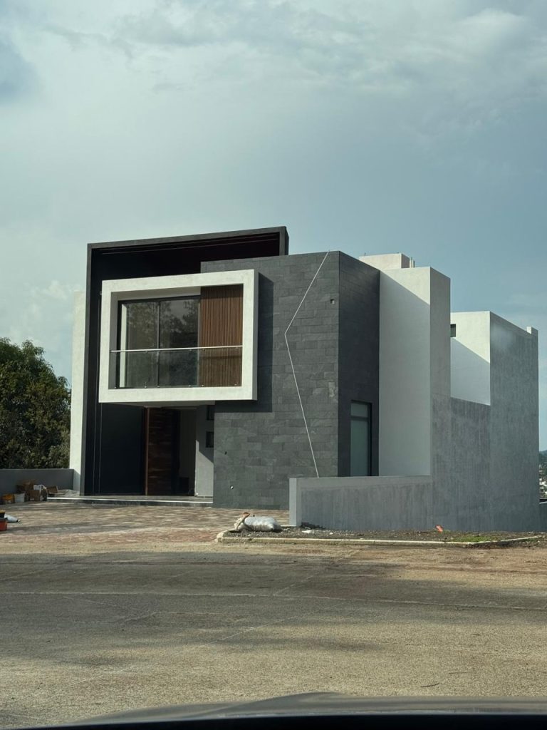 Casa en Venta en El Encinar, Morelia. M Inmuebles, Inmobiliaria en Morelia (1)