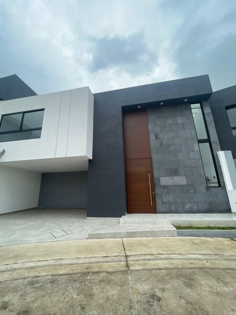 Casa en Venta en LomAlta, Morelia. M Inmuebles, Inmobiliaria en Morelia (6)