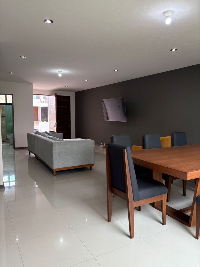FACH OCOLUSEN PENTHOUSE